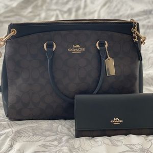 Coach Handbag/Wallet set